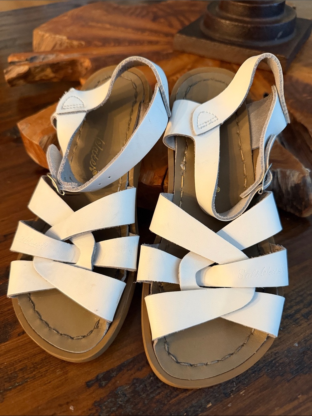 Salt Water white girls Sandals 13